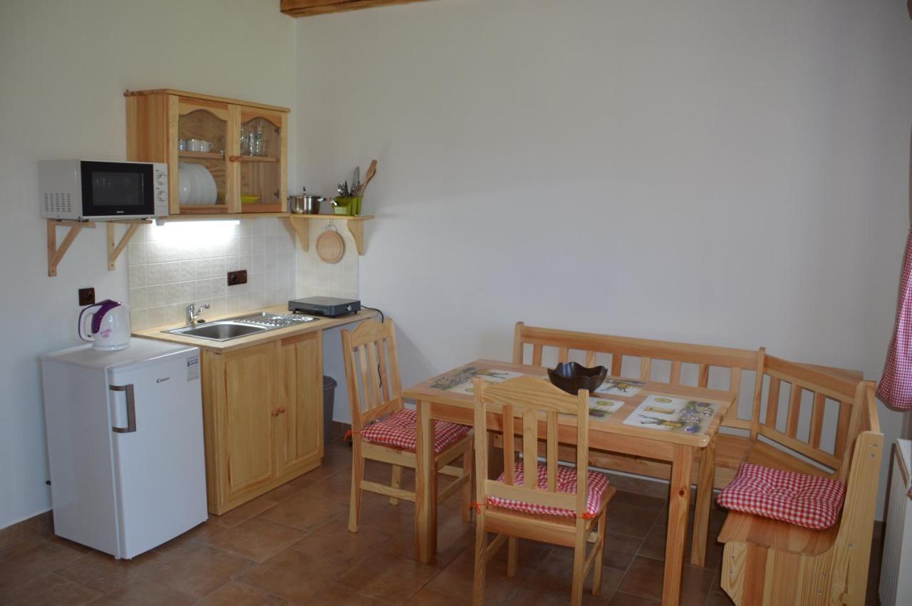 Penzion U Podkovare Trebon Bagian luar foto